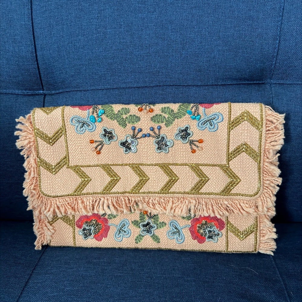 Women’s Embroidered Fringe Clutch Bag in Blush Pink